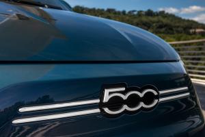 Fiat 500 la Prima 2020 года 